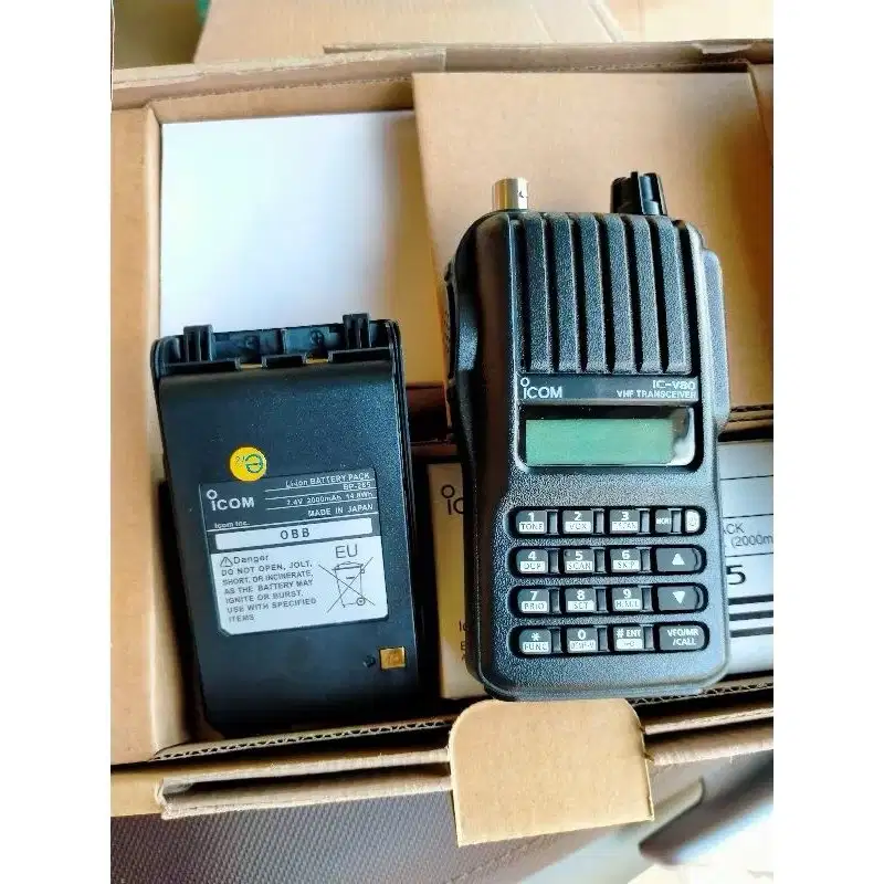 Handy Talky ICOM IC-V80