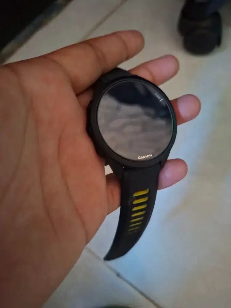 Dijual Garmin Forunner 165 Music , Kondisi Baik sekali