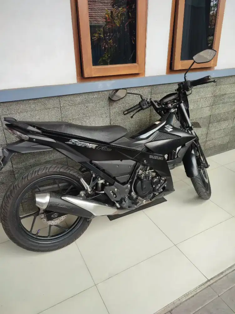 Satria Fu Fi Hitam Predator 2017