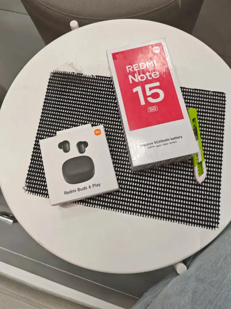 Redmi note 15 5g free buds play
