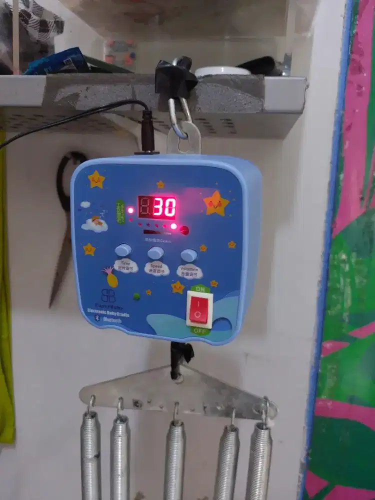 Di jual ayunan bayi otomatis ada musik, bluettod dan timer