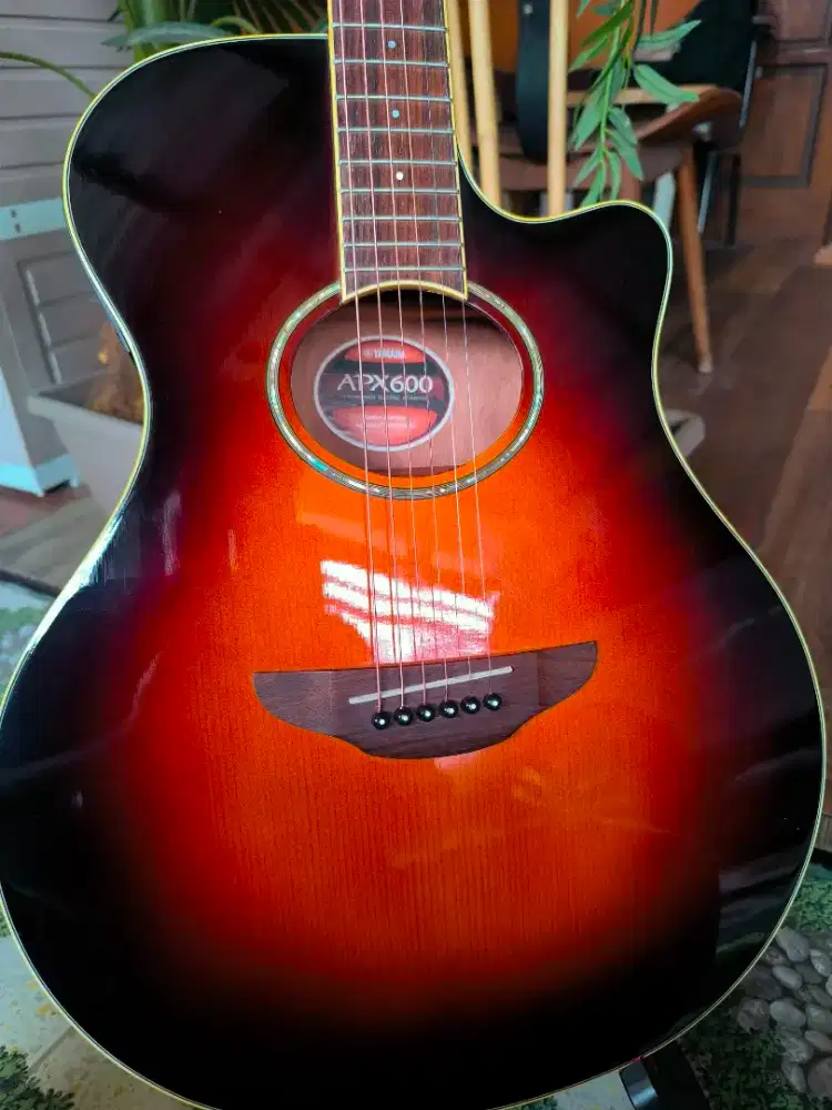 Gitar Yamaha APX 600 Akustik Elektrik Original