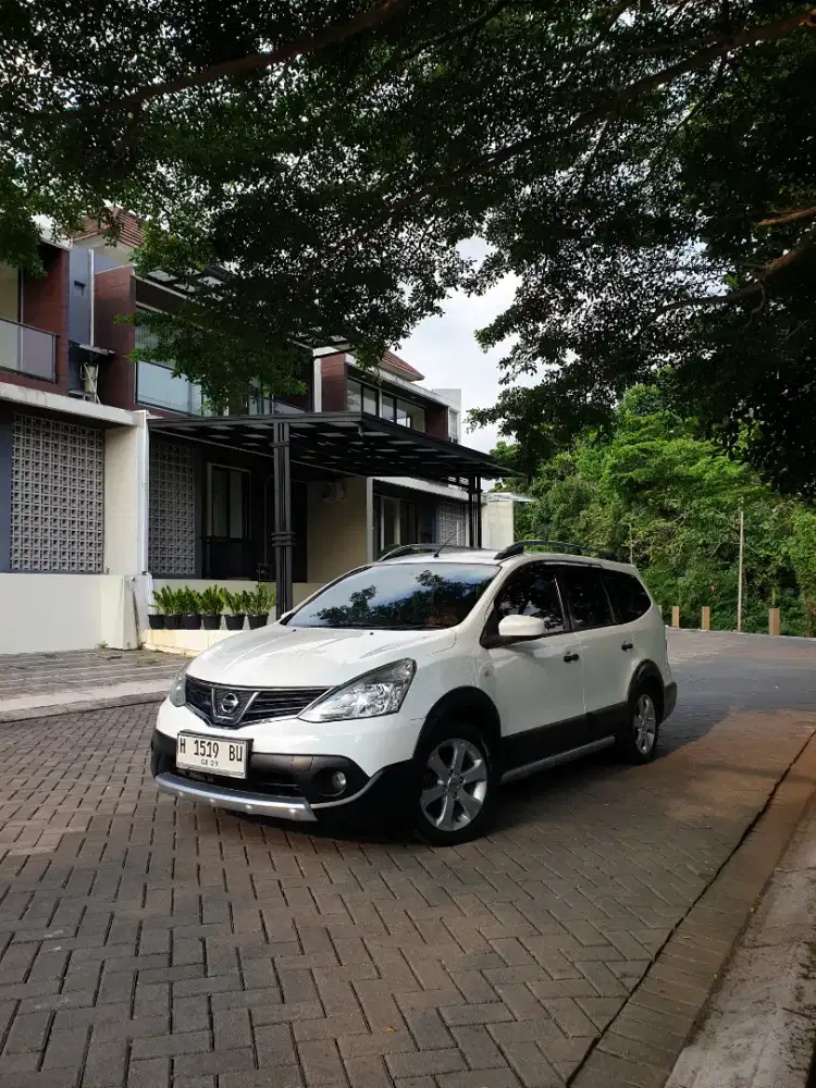 Nissan Grand Livina XGear 1.5 CVT Low KM