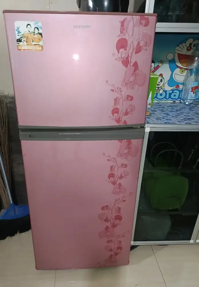 Kulkas sharp 2pintu