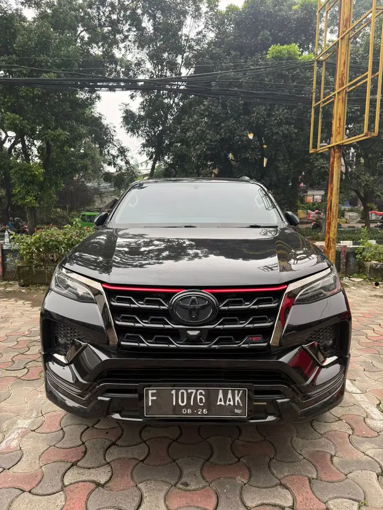 Toyota Fortuner vrz TRD 2021