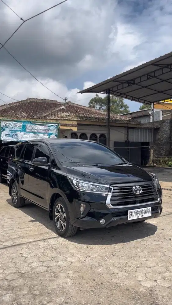 Toyota Kijang Innova 2.4 AT Diesel MATIC 2024