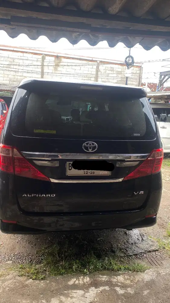 Dijual mobil toyota alphard 2012