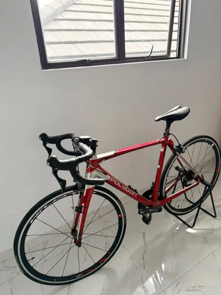 Polygon Helios LT8 Size M