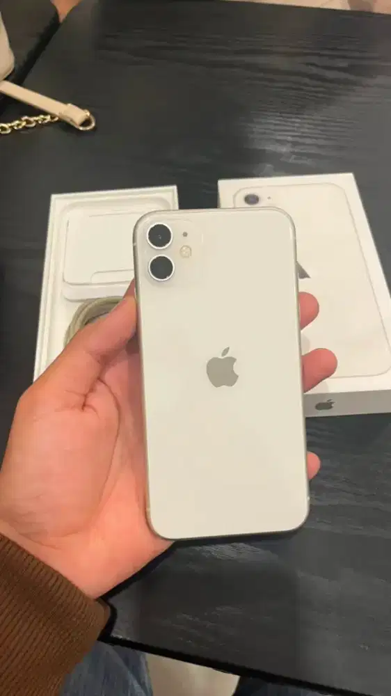 iPhone 11 64 resmi iBox
