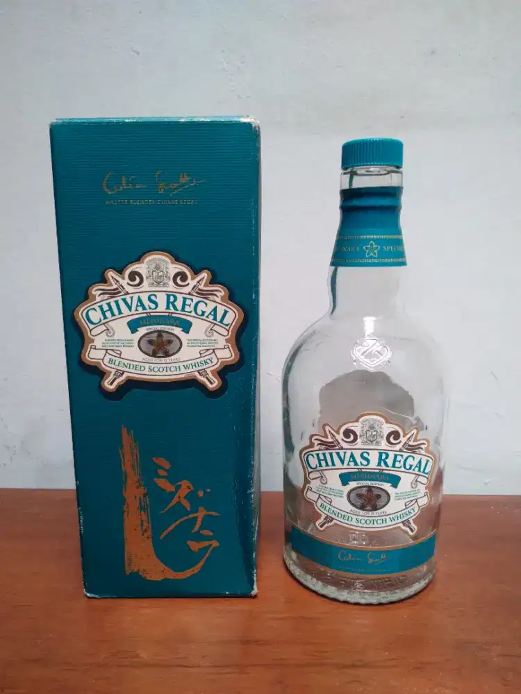 Jual untuk hobi atau koleksi botol minuman alkohol  lengkap dus