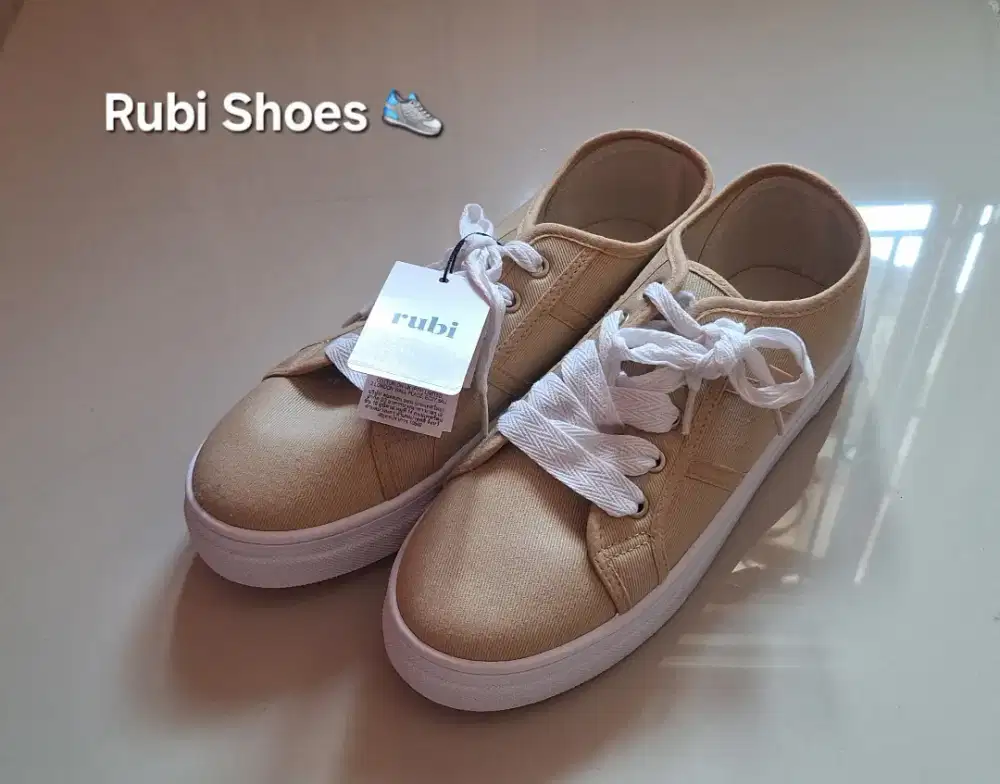 [BNWT] Rubi Winslow Canvas Platform Sneaker - Neutral Color