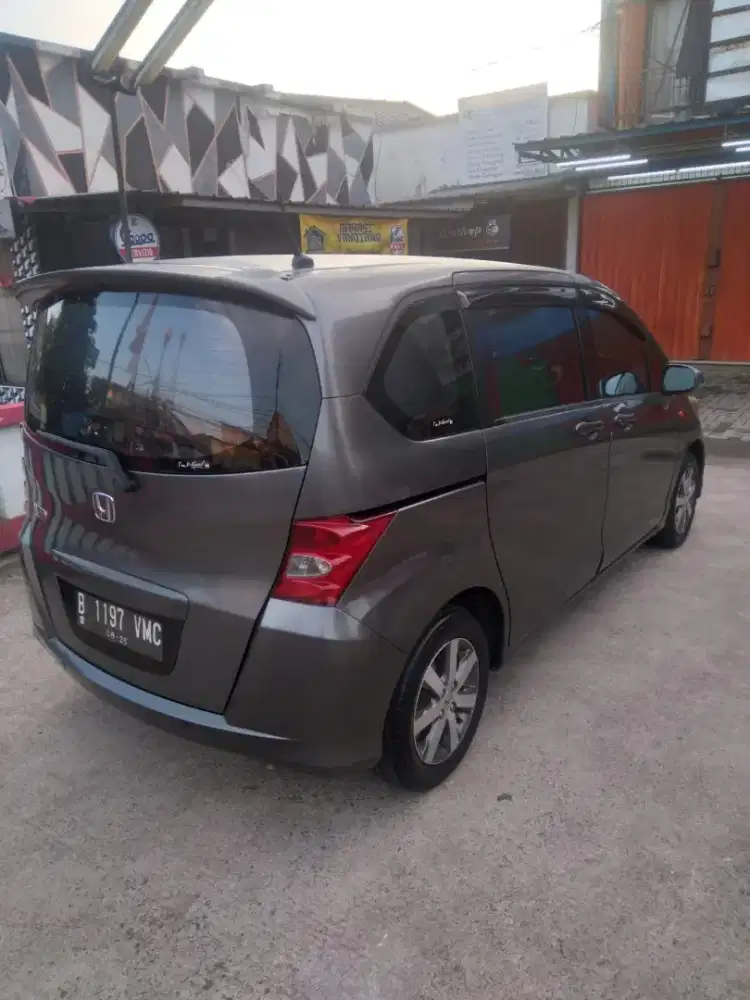 Honda Freed SD 2011