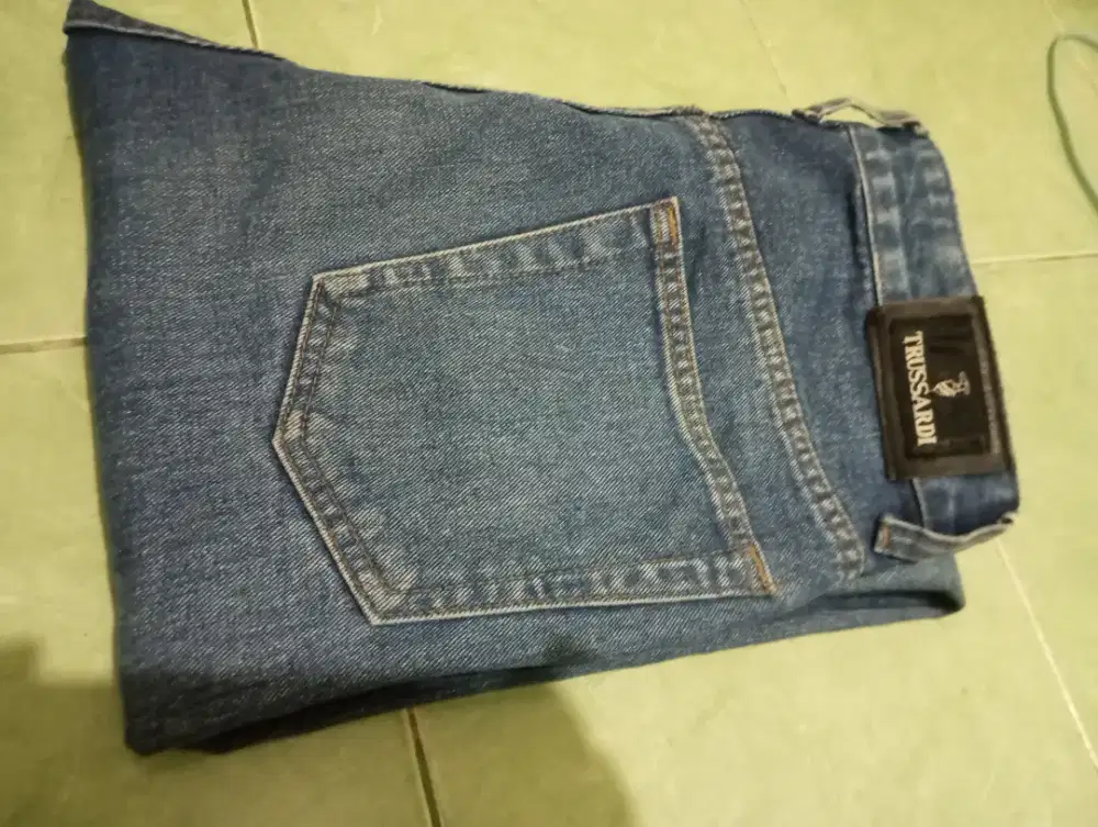 Celana jeans size 35/34 kondisi 95%