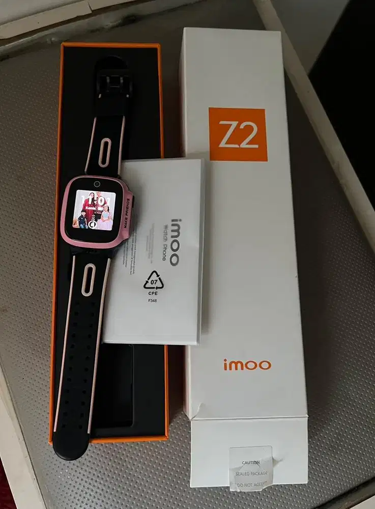 imoo Watch Phone Z2 -HD Video Call / Jam Anak Pintar