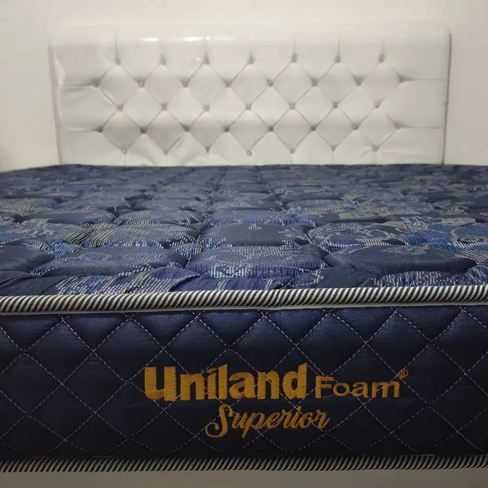 Tempat tidur fullset