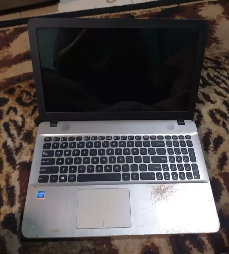 Laptop asus minus