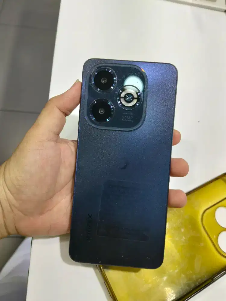 Infinix smart 8 plus 4+4/128GB