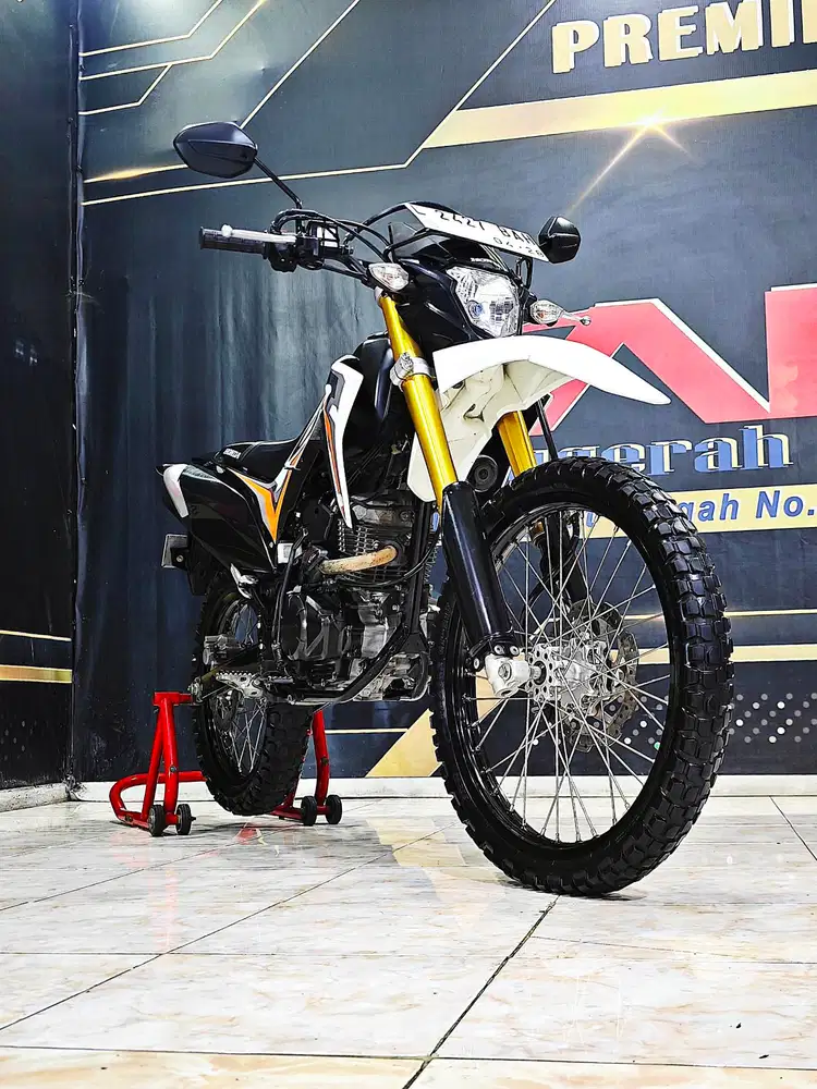 Crf L 150cc putih Hitam odo16rb trabas gass.Anugerah motor rungkut
