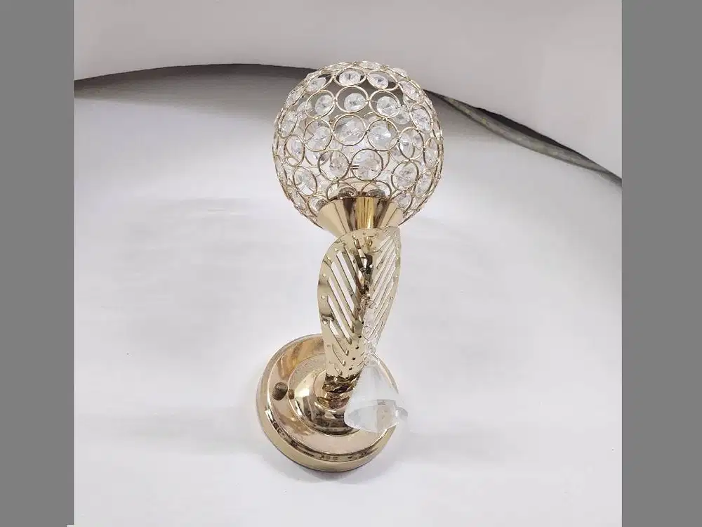 LAMPU DINDING CRYSTAL