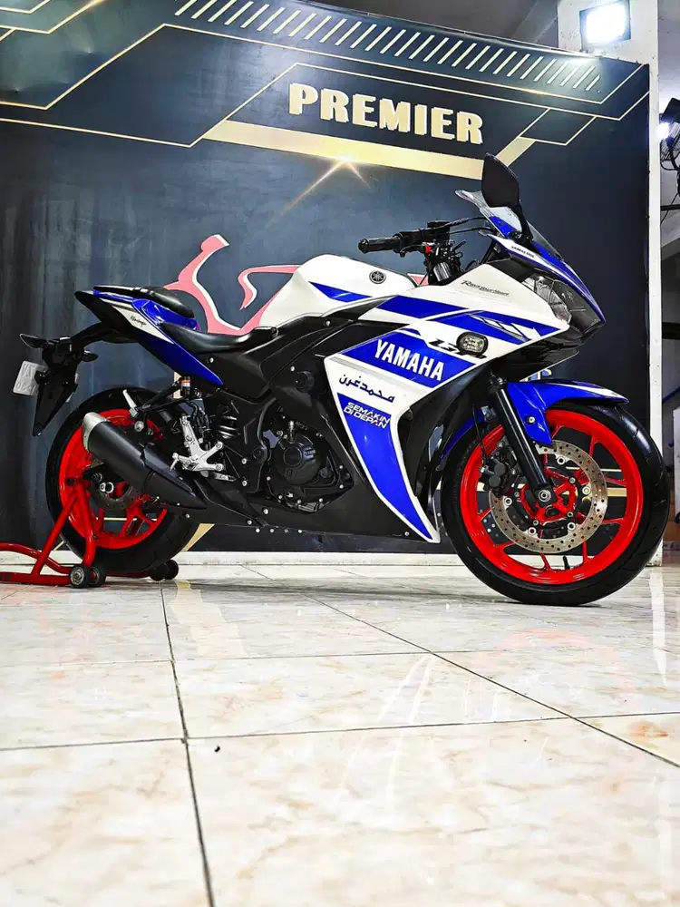 Yamaha R25 GP Series FI TH 2015 odo 15rb anugerah motor rungkut