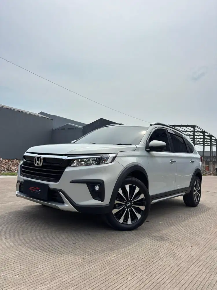 Honda BRV 1.5 Prestige CVT 2022 Automatic ( Putih Metalik )