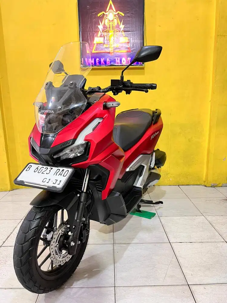 HONDA NEW ADV 160 CBS TAHUN TAHUN 2025 CASH & CREDIT