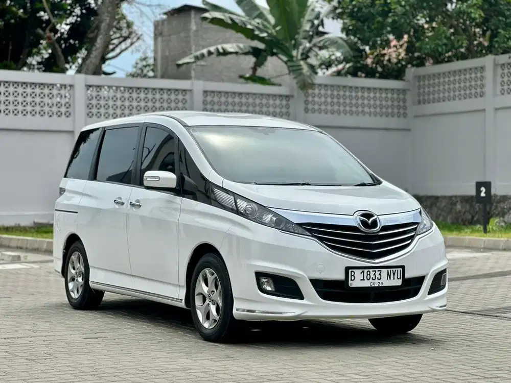 [LOW KM] Mazda Biante 2.0 Skyactive AT 2013