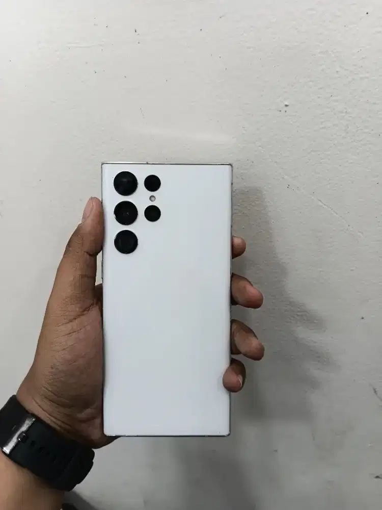 Samsung S22 ultra 12/256