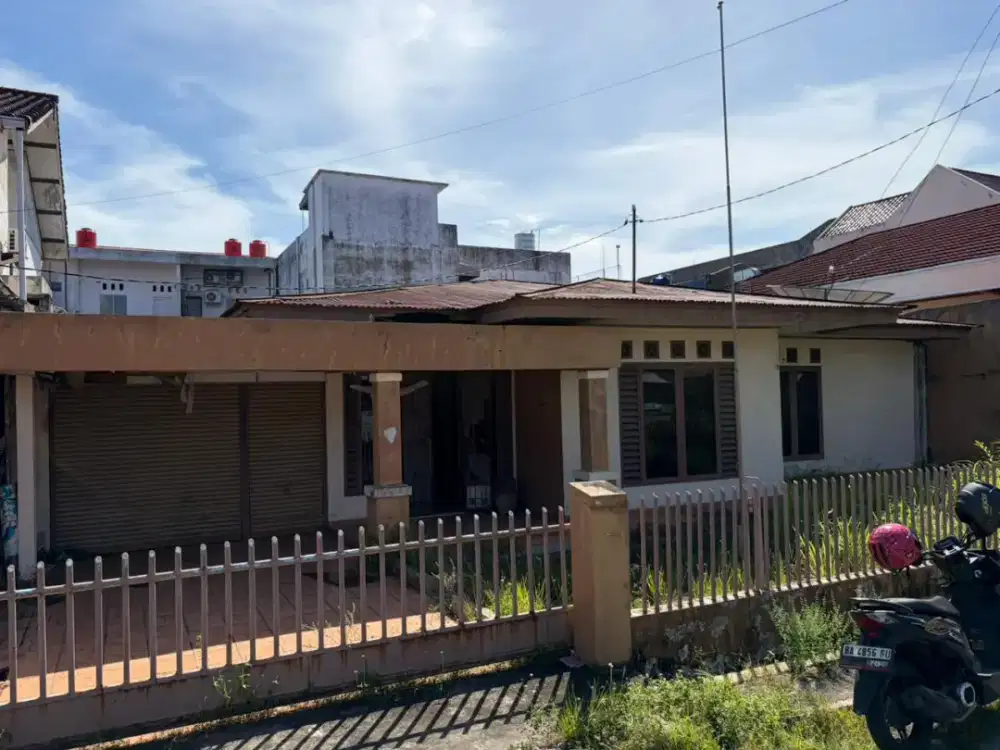 Dijual rumah di padang