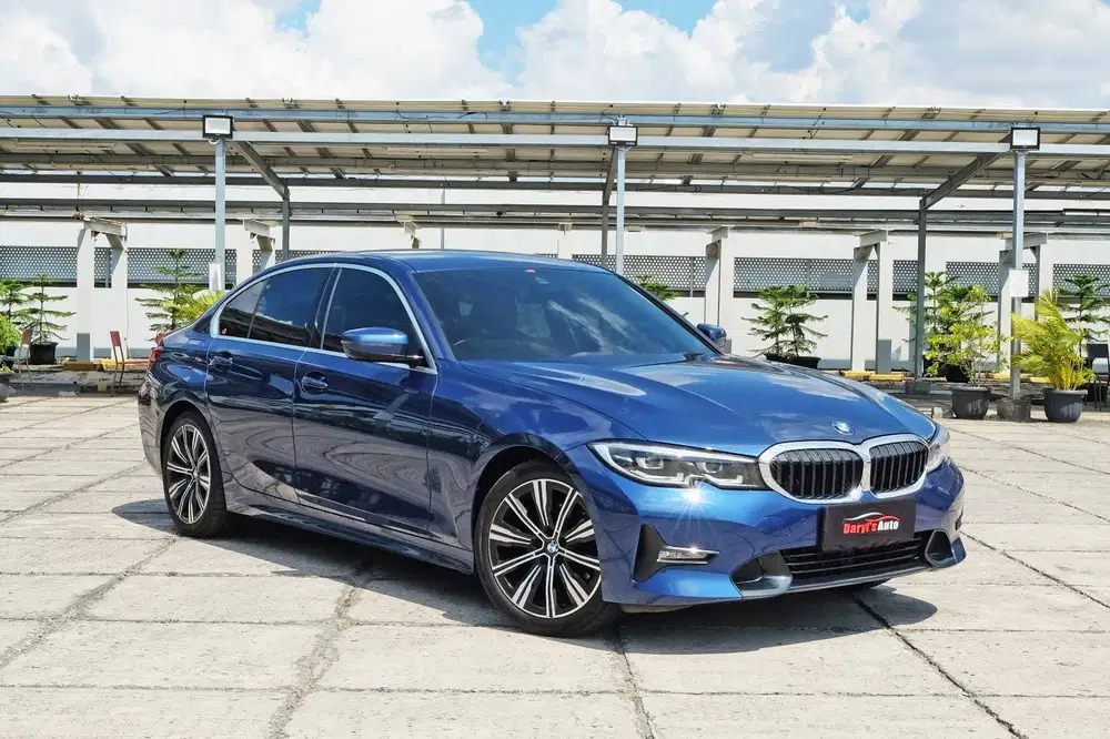 Like New Low Km BMW 320i Sport Edition 2022 Paddle Shift