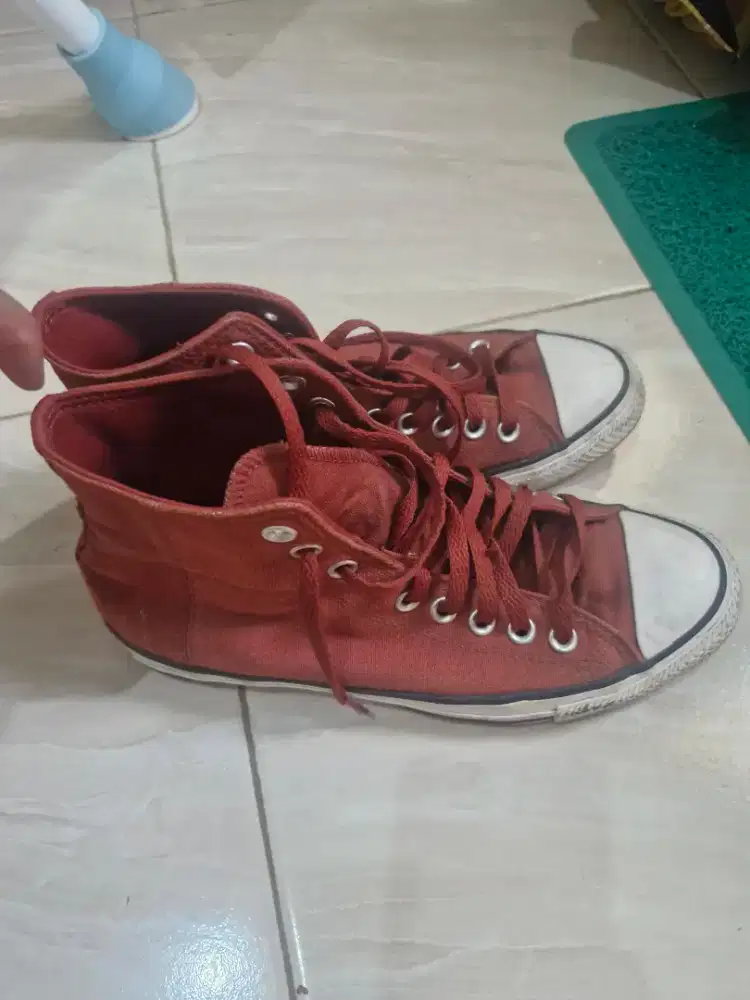 Sepatu Converse