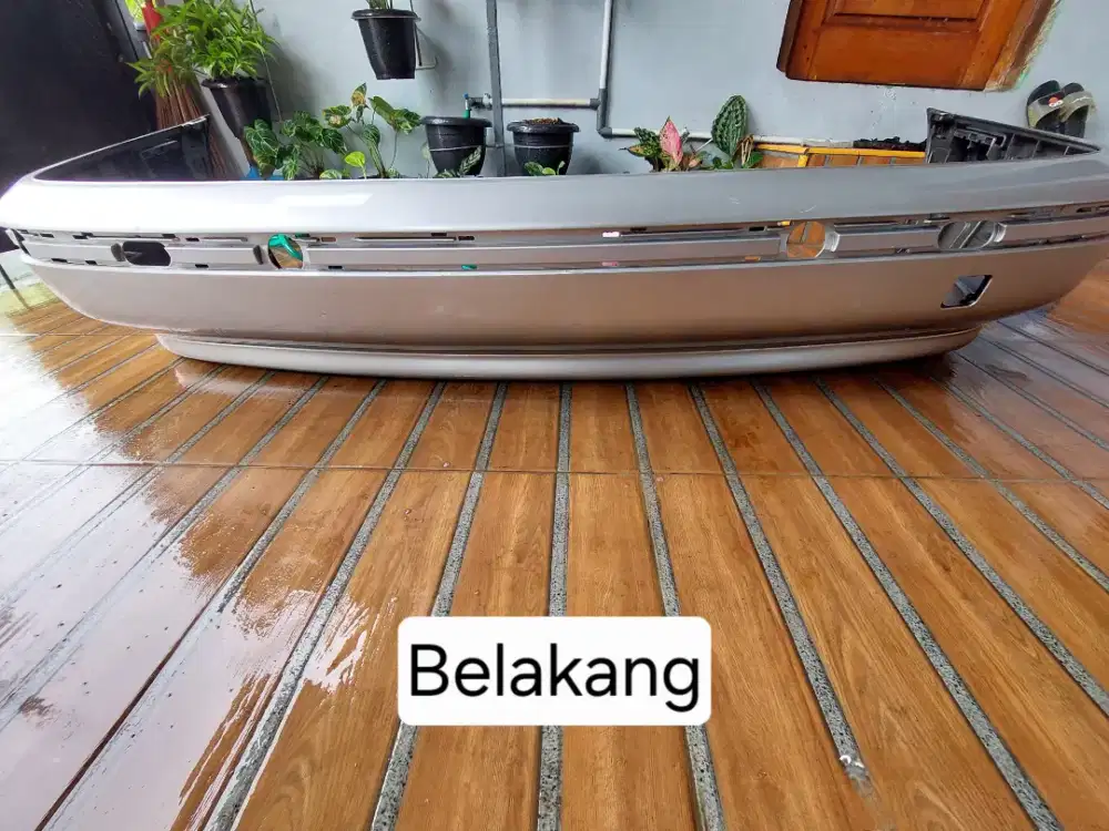 BMW 520i tahun 2003, jual Bemper / Bumper depan belakang