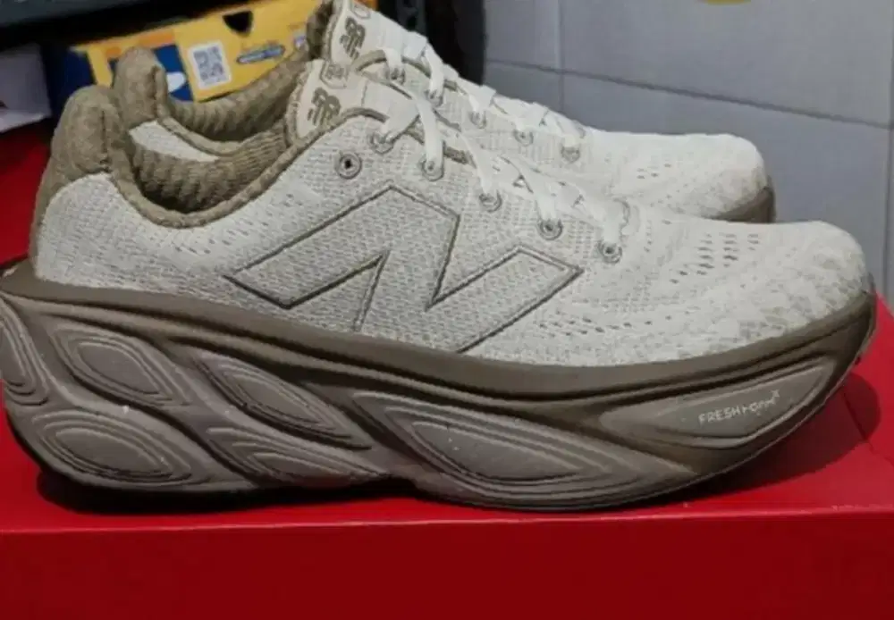 NEW BALANCE FRESH FOAM X MORE V5 BEIGE

Size 42
