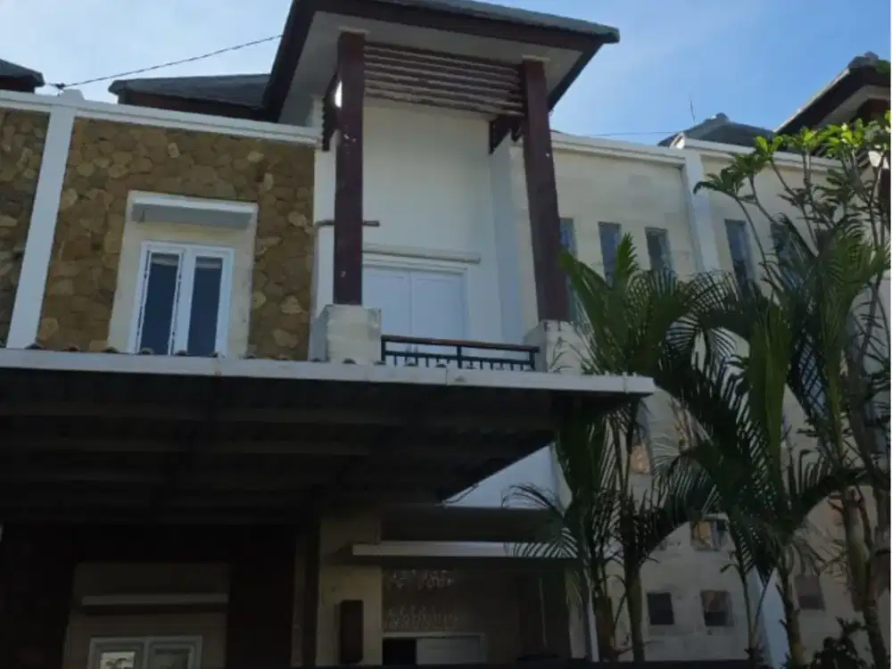 JUAL Rumah Royal Garden, Bali – Luas Tanah 101 m2 Luas Bangunan 108 m2