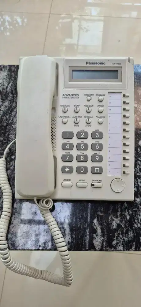 Telephon Panasonic KX - T7730