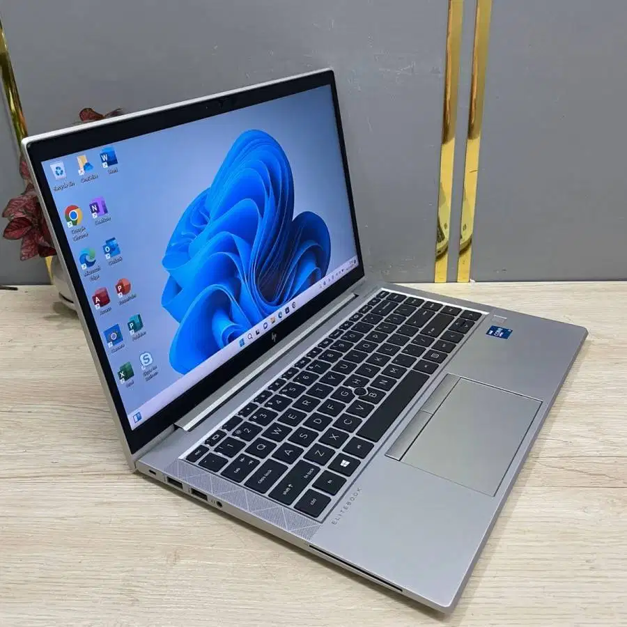 Laptop Hp EliteBook 840 G8 Core i5-1145G7 Ram 16GB 14inch N-ETM
