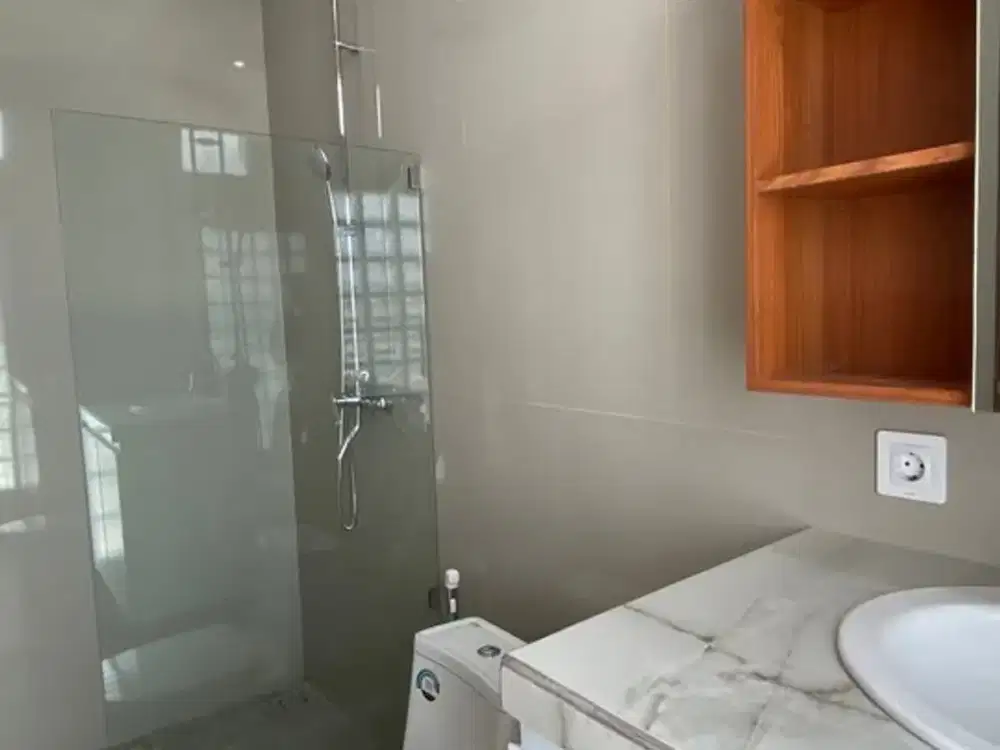 Disewakan Villa 2 Kamar Tidur di Kerobokan dengan Pemandangan Sawah
