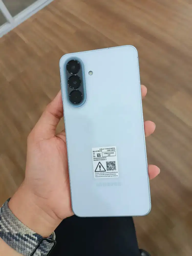 SAMSUNG A57 RAM 12/256 TANPA MINUS