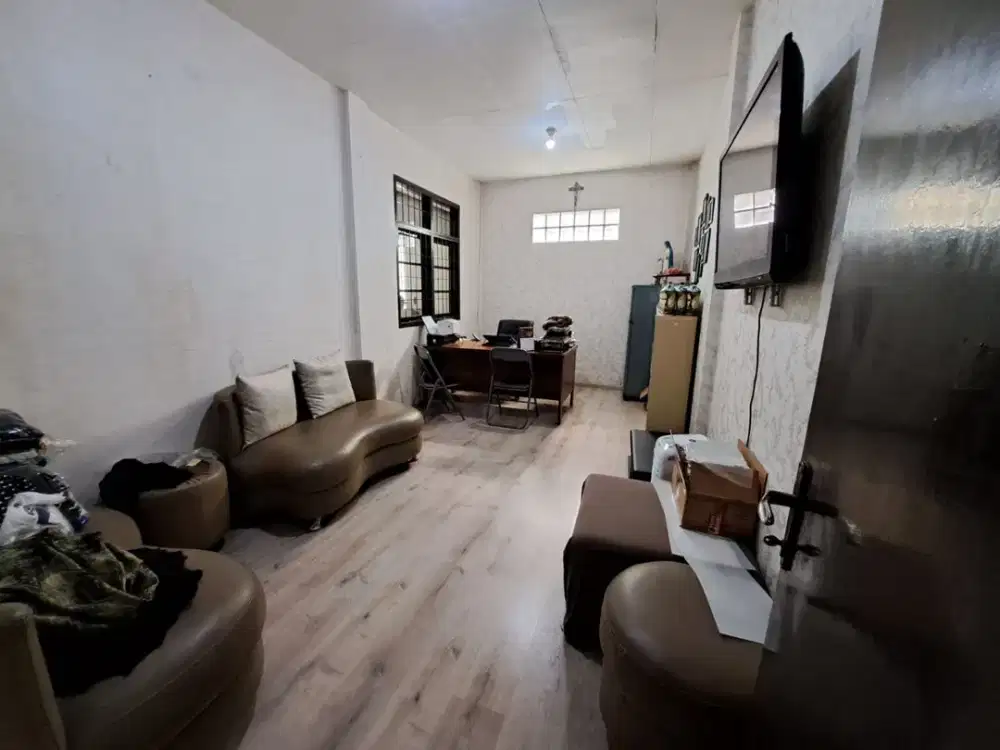 Rumah Hoek Nyaman di Taman Kopo Indah TKI 1