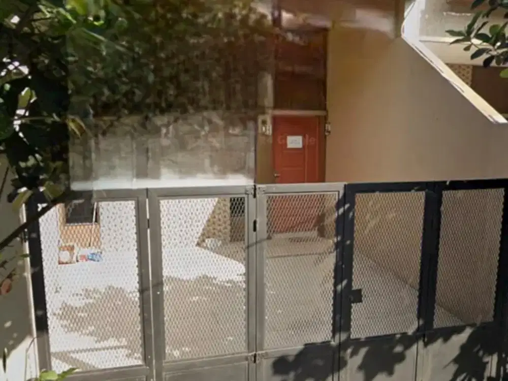 Rumah Siap Pakai Dua Lantai Sayap Peta Dekat Tegalega Bandung