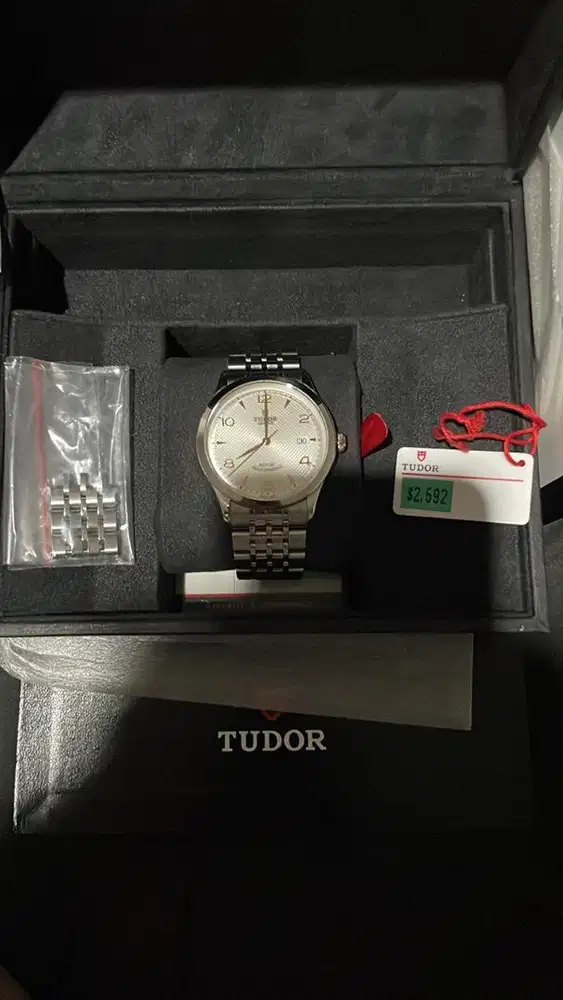Tudor 1926  Date