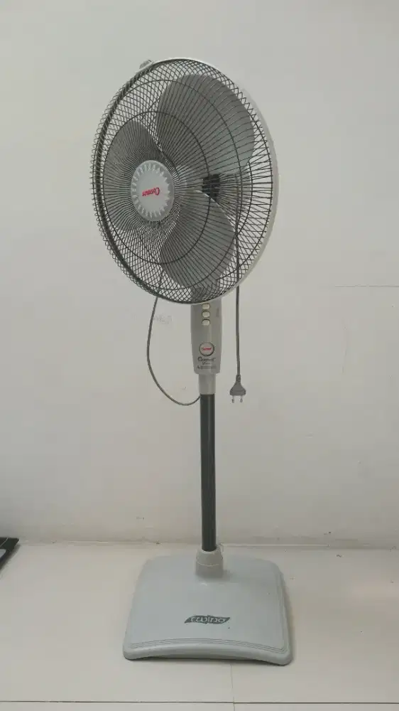 Kipas Angin Cosmos Twin