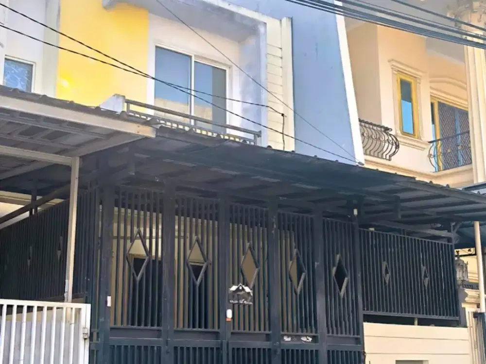 DIJUAL RUMAH BAGUS MINIMALIS HADAP TIMUR DAN FURNISH DI KALIDERES PERMAI
