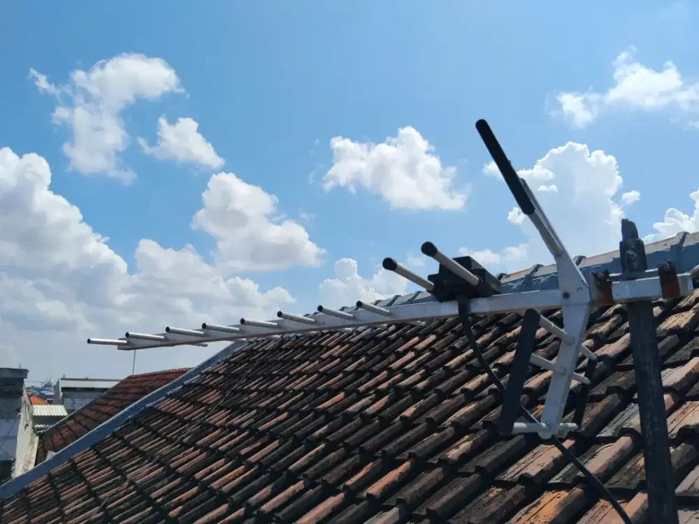 Pemasangan, servis, antena TV Digital, CCTV.