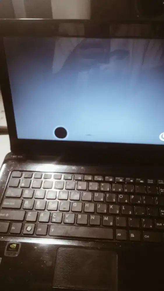 leptop minusan asus  A42j