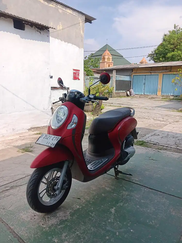 -Big sale Honda Scoopy New Prestige