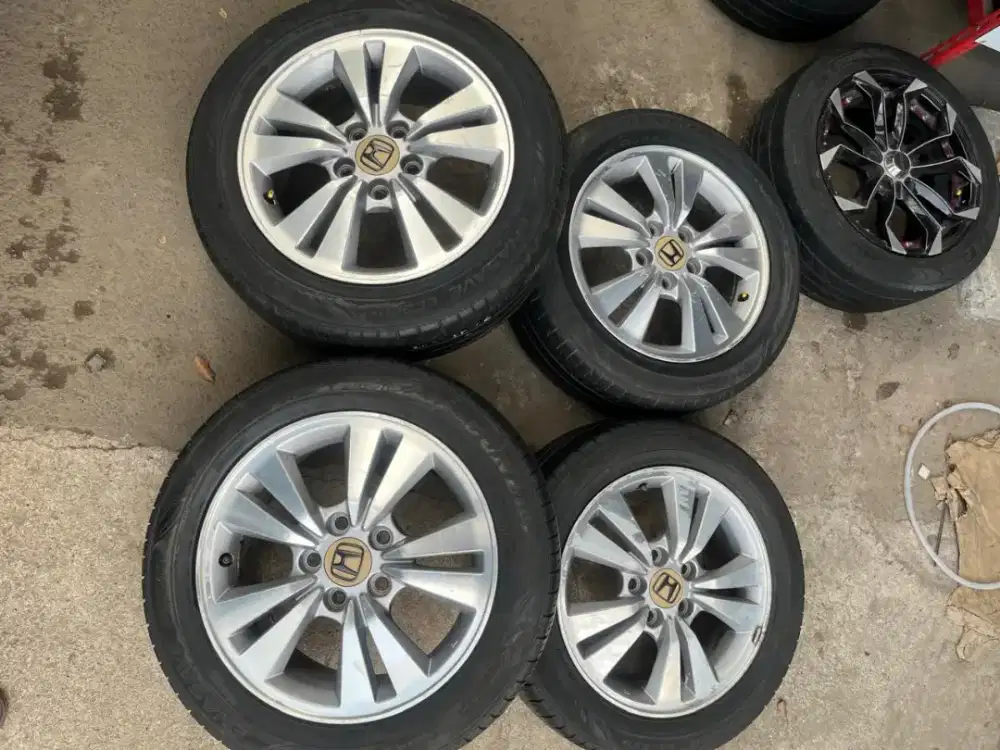 Velg original OEM Honda Accord ring 16 pcd 5x114,3 ban 205/55 R16