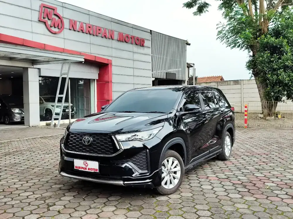 Toyota  Innova Zenix  V HEV CVT 2024