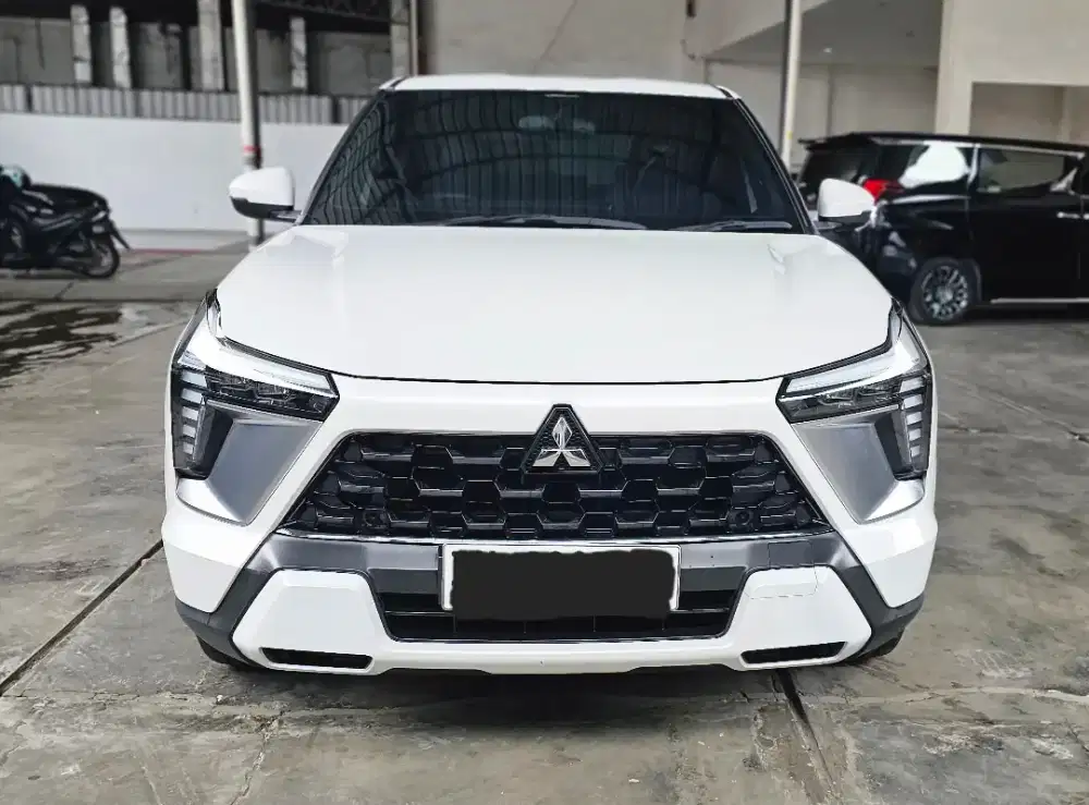 Baru 14rb Km Mulus Gress Mitsubishi XForce AT Matic 2024 Putih