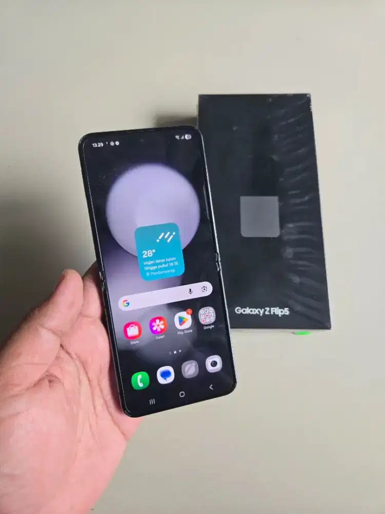 Samsung Z Flip 5 5G 8/256 SEIN Resmi Indo Fullset Normal Murah